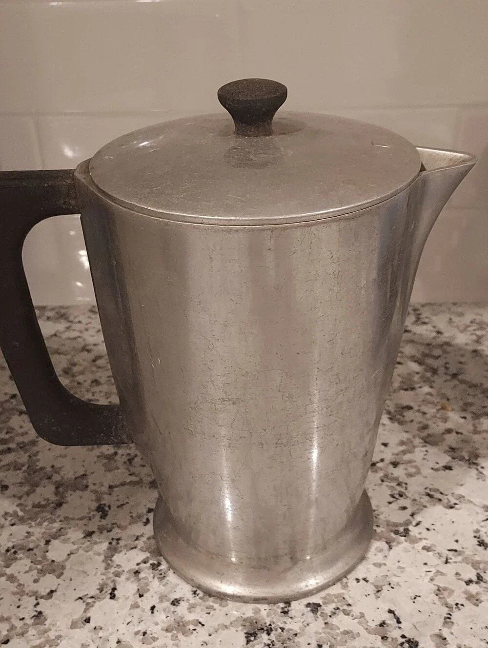 Vintage 1930s Cast-Rite Aluminum Coffee Pot Covered Pitcher Art Deco USA Read